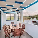Infinity Blu Cozy Island Nest Villa