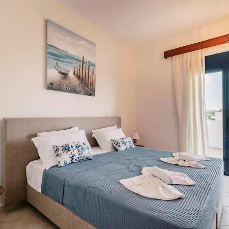 Infinity Blu Cozy Island Nest *