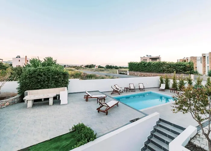 Infinity Blu Cozy Island Nest *